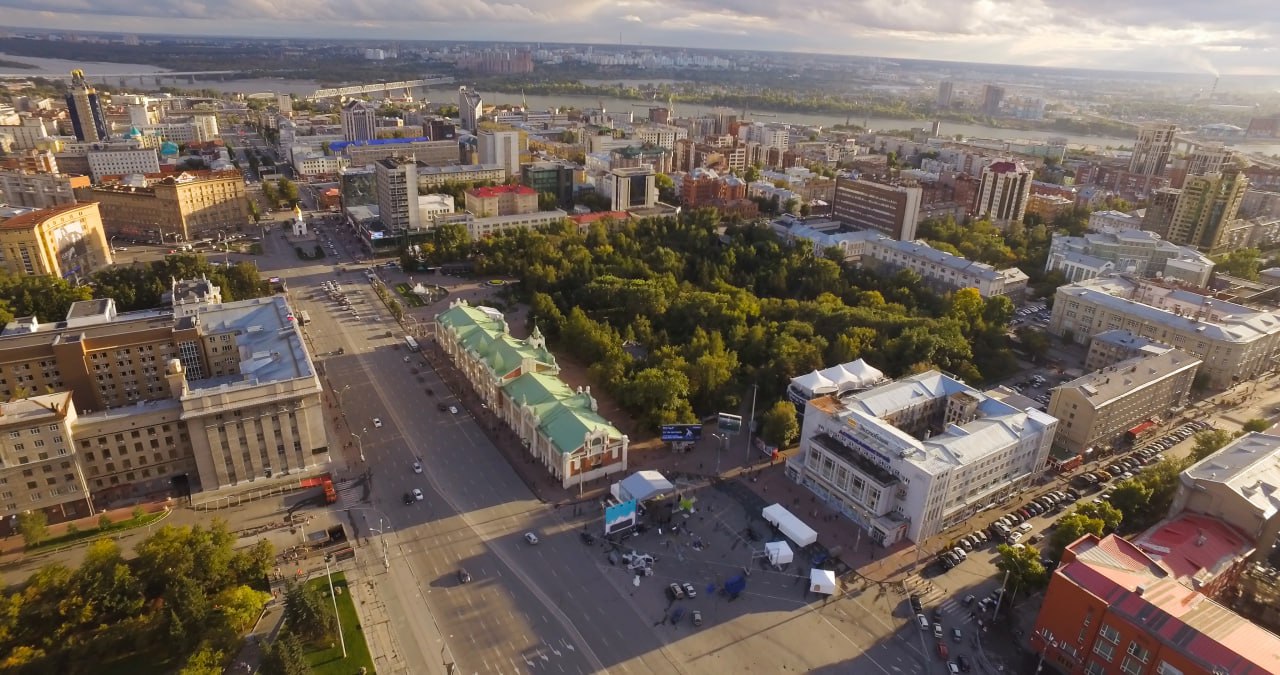 История Первомайского сквера